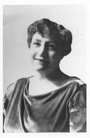Marguerite Durand, amie de la famille